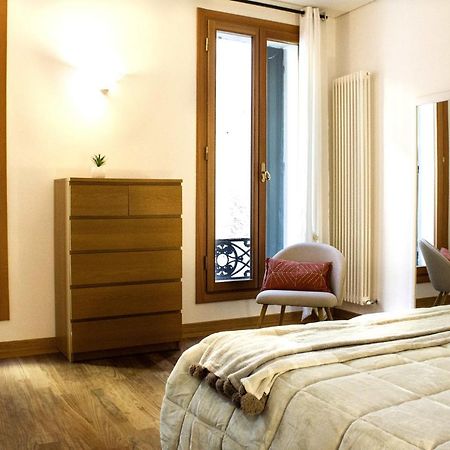Dolfin Apartment * * * * * Treviso Esterno foto
